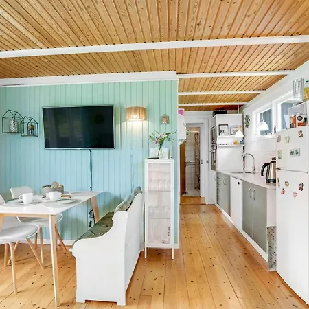 Galt - 500m From The Sea By Interhome