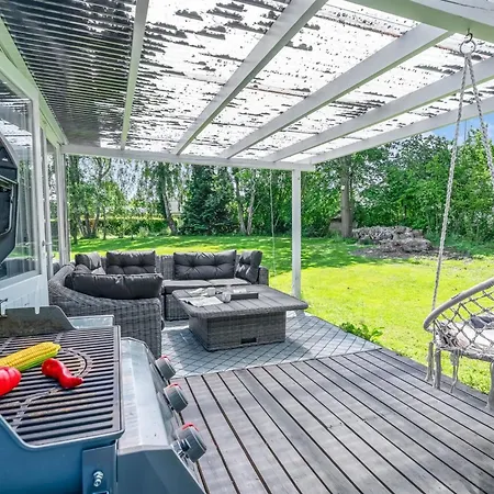 Galt - 500m From The Sea By Interhome * Bøtø By